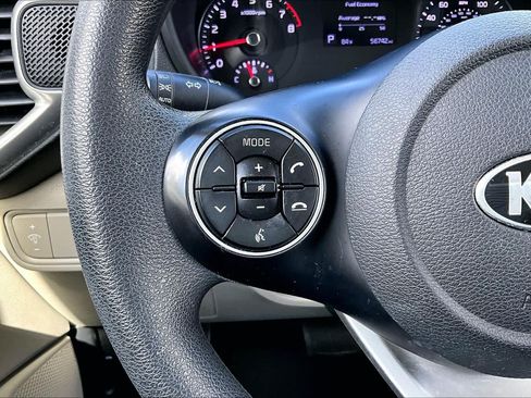 Used 2020 Kia Soul LX FWD image 21