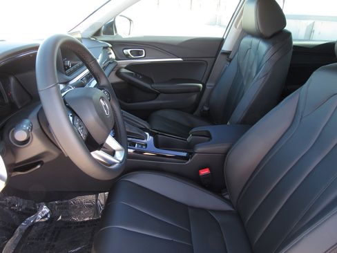 Used 2026 Acura Integra FWD image 14