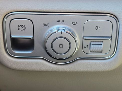 New 2026 Mercedes-Benz GLE 450 4MATIC image 37