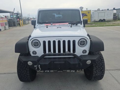 Used 2016 Jeep Wrangler Sport w/ Quick Order Package 24S AWD/4WD image 4