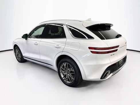 Used 2025 Genesis GV70 2.5T AWD/4WD image 5