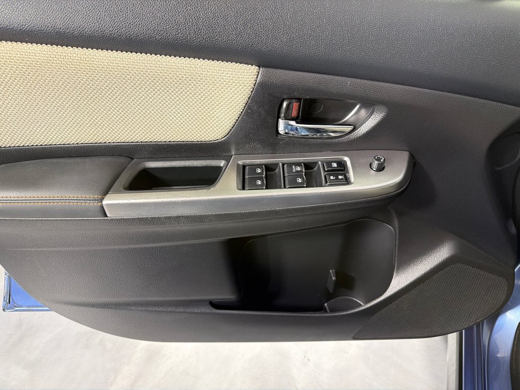 Used 2017 Subaru Crosstrek 2.0i Premium AWD/4WD image 11