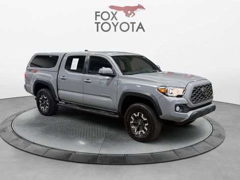 Used 2020 Toyota Tacoma TRD Off-Road AWD/4WD image 8