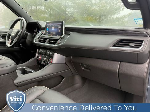 Used 2021 GMC Yukon XL SLT image 30