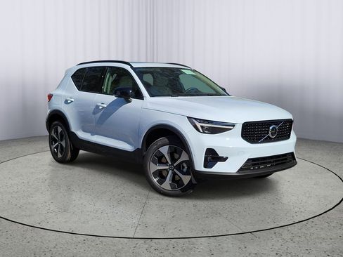 New 2026 Volvo XC40 B5 Plus w/ Protection Package Premier image 1