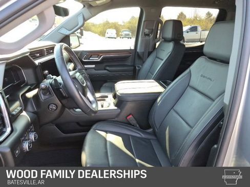 Used 2023 GMC Sierra 1500 Denali w/ Technology Package image 16