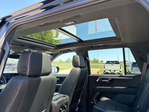 New 2026 Chevrolet Tahoe Premier w/ Sun And Tow Package AWD/4WD image 19