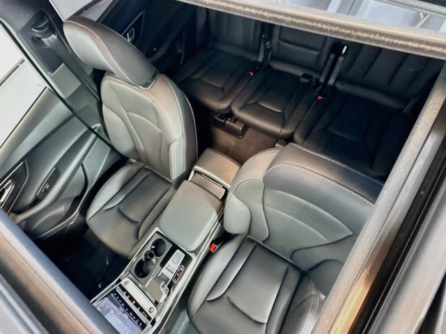New 2026 Audi Q7 3.0T Premium Plus AWD/4WD image 19