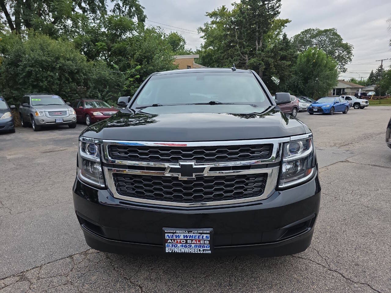 Used 2017 Chevrolet Tahoe LS w/ All-Season Package AWD/4WD image 4