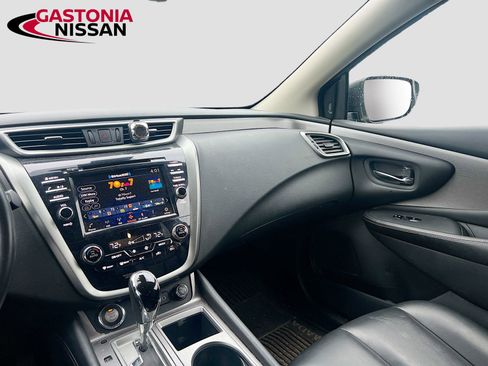 Used 2023 Nissan Murano SV image 29