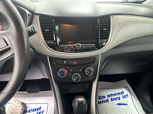 Used 2022 Chevrolet Trax LS w/ Tint and Cruise Package FWD image 16