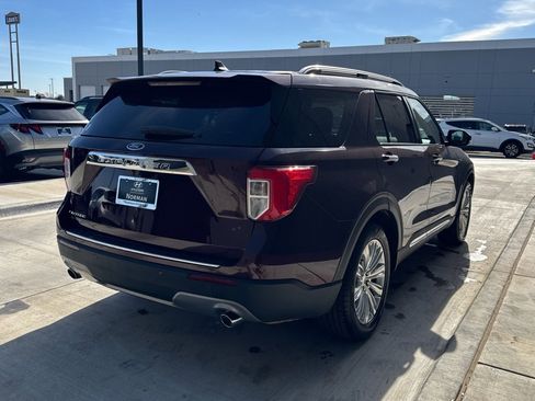 Used 2022 Ford Explorer Limited w/ Equipment Group 301A image 23