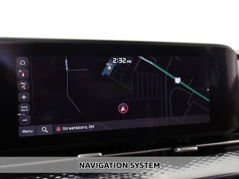 Used 2024 Kia Carnival SX Prestige FWD image 3