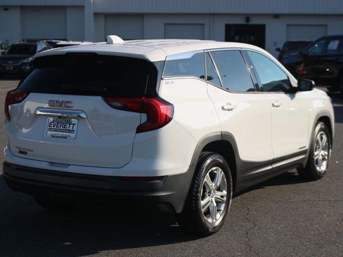 Used 2020 GMC Terrain SLE FWD image 6