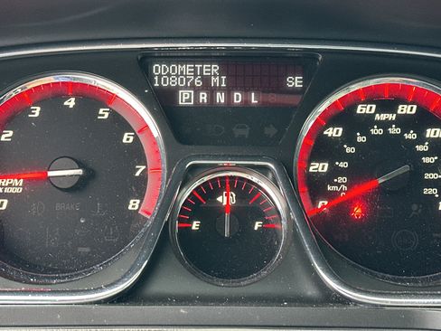 Certified 2016 GMC Acadia SLT w/ Premium Edition image 33