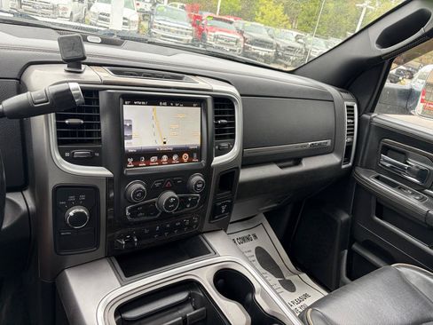 Used 2017 RAM 2500 Limited AWD/4WD image 34