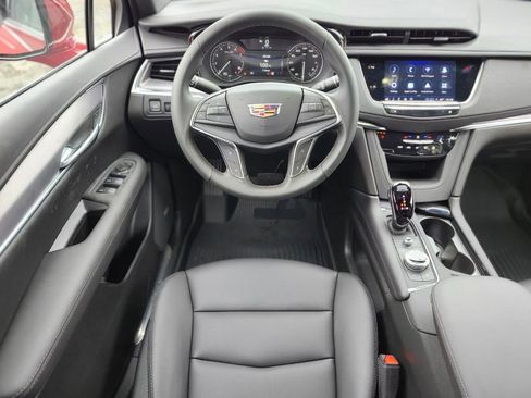 New 2026 Cadillac XT5 Luxury w/ LPO, Floor Liner Package image 11