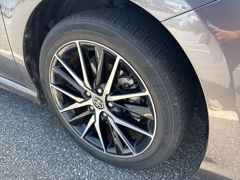 Used 2023 Toyota Camry SE w/ Convenience Package FWD image 8