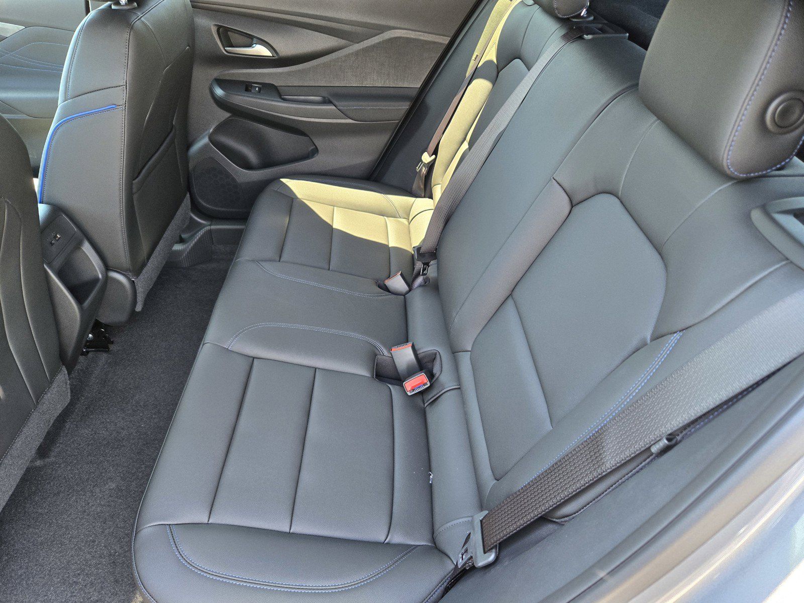 New 2026 Buick Envista Sport Touring w/ Convenience I Package FWD image 6
