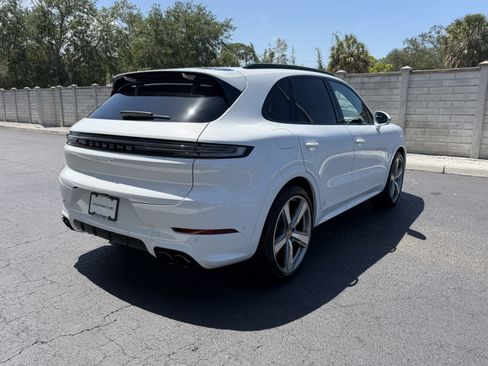 New 2026 Porsche Cayenne S AWD/4WD image 6