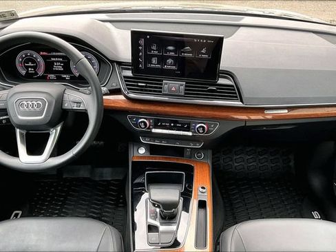 Certified 2023 Audi Q5 2.0T Premium Plus w/ Premium Plus Package AWD/4WD image 15