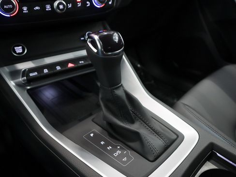 New 2025 Audi Q3 2.0T Premium image 23
