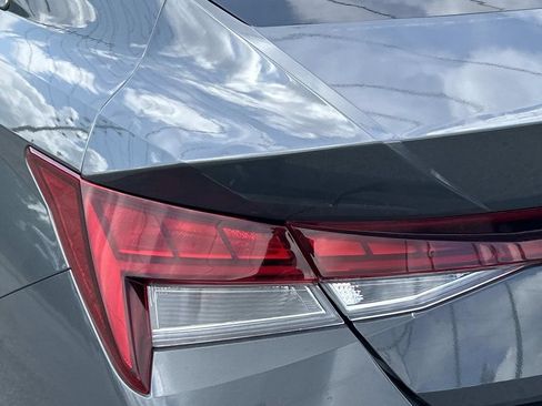 New 2026 Hyundai Elantra Limited FWD image 12