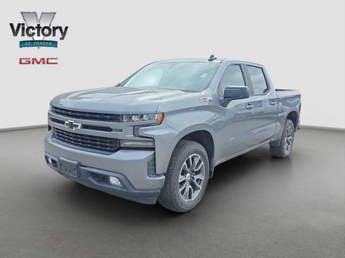 Used 2021 Chevrolet Silverado 1500 RST AWD/4WD image 3