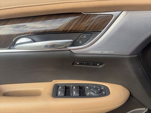 Used 2022 Cadillac XT6 Premium Luxury w/ Platinum Package image 15