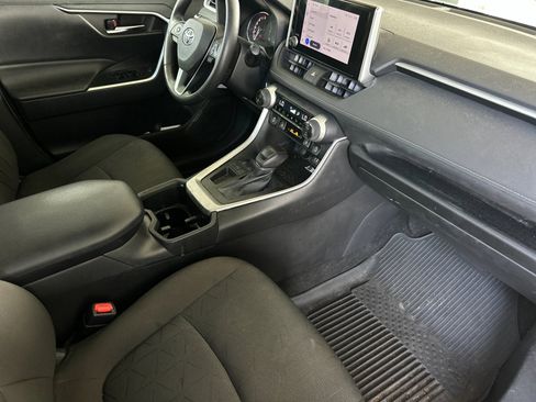 Used 2023 Toyota RAV4 XLE w/ Convenience Package image 15