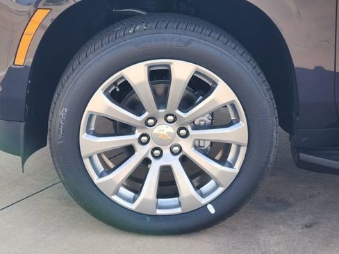 New 2026 Chevrolet Tahoe Premier RWD image 24