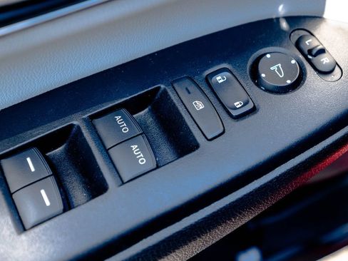 Used 2022 Honda CR-V EX-L image 18