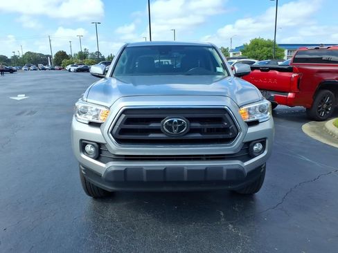 Used 2023 Toyota Tacoma SR5 w/ Technology Package AWD/4WD image 8