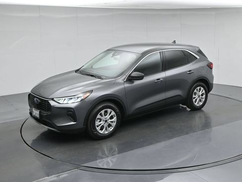 Certified 2024 Ford Escape Active FWD image 43