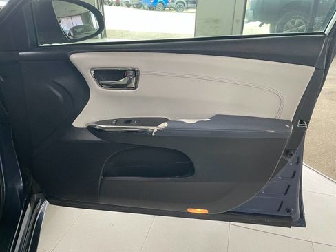 Used 2015 Toyota Avalon XLE Touring image 27