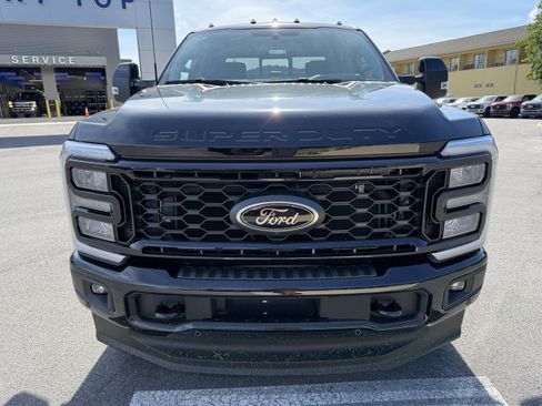 New 2026 Ford F350 Lariat w/ Black Appearance Package AWD/4WD image 2
