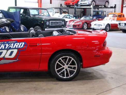 Used 2002 Chevrolet Camaro Z28 w/ SS Performance/Appearance Pkg image 4