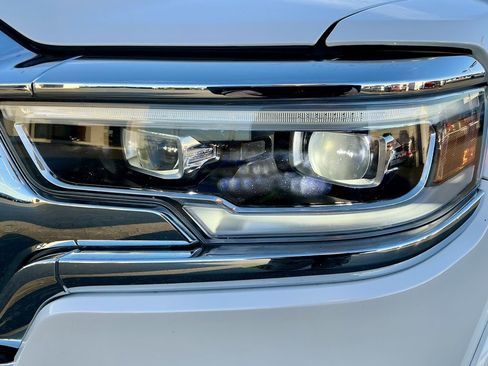 Used 2023 RAM 1500 Limited image 10