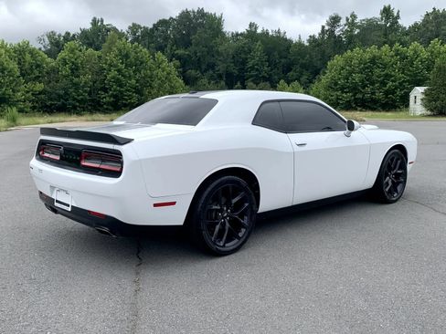Used 2020 Dodge Challenger SXT w/ Blacktop Package RWD image 7