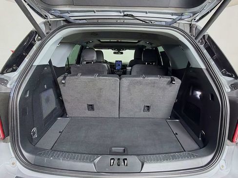 Used 2023 Ford Explorer Limited w/ Limited Technology Package RWD image 32