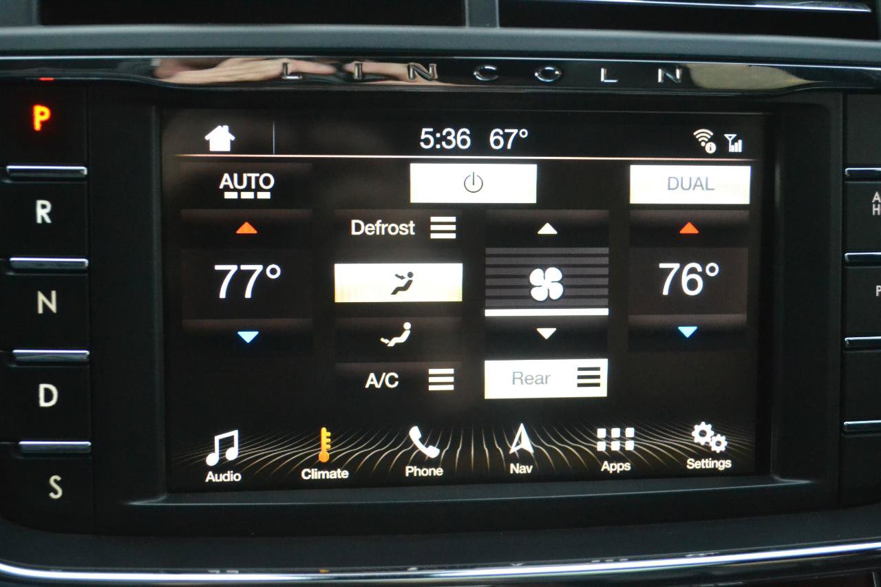 Used 2017 Lincoln Continental Reserve w/ Climate Package AWD/4WD image 17