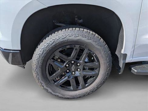 Used 2026 Chevrolet Silverado 1500 LT Trail Boss w/ Convenience Package II image 22