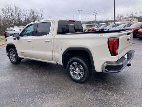 New 2026 GMC Sierra 1500 SLE w/ Preferred Package image 6