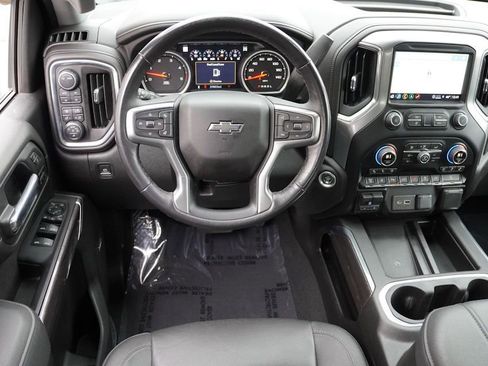 Certified 2022 Chevrolet Silverado 2500 LTZ w/ LTZ Plus Package image 22