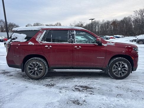 Used 2023 Chevrolet Tahoe LT w/ Luxury Package image 2