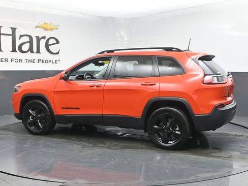 Used 2021 Jeep Cherokee Latitude Plus AWD/4WD image 52