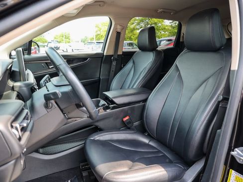Certified 2023 Lincoln Nautilus FWD image 26