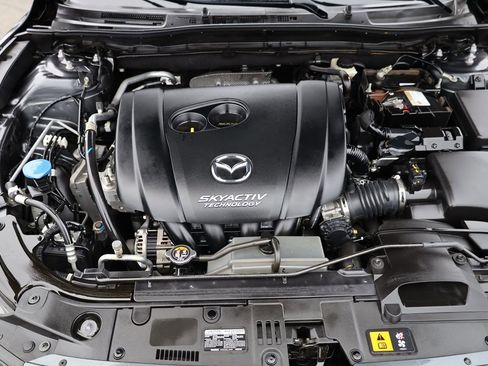 Used 2016 MAZDA MAZDA3 i Grand Touring image 34