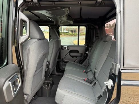 New 2026 Jeep Gladiator Sport image 26