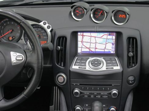 Used 2010 Nissan 370Z Touring w/ Sport Pkg RWD image 52